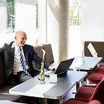 Novotel Suites Hamburg City
