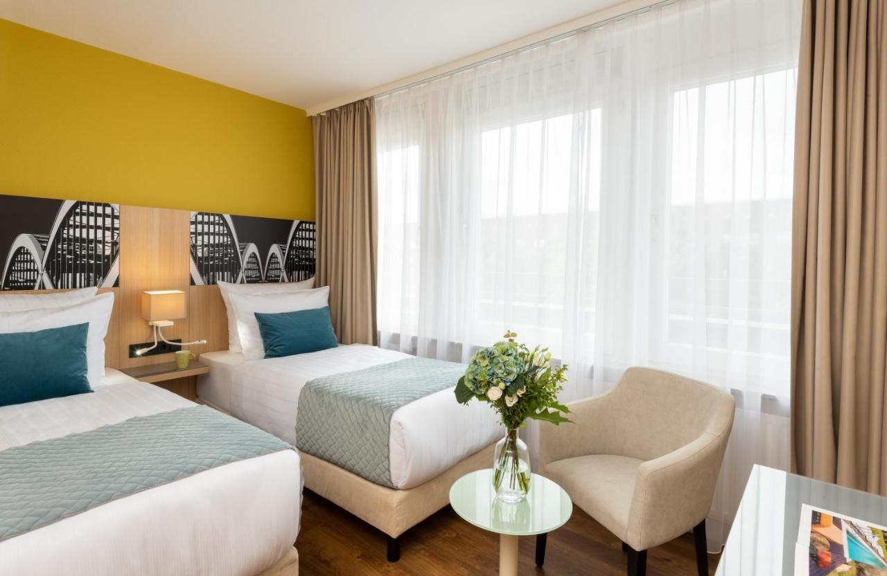 Leonardo Elbbruecken Hotel