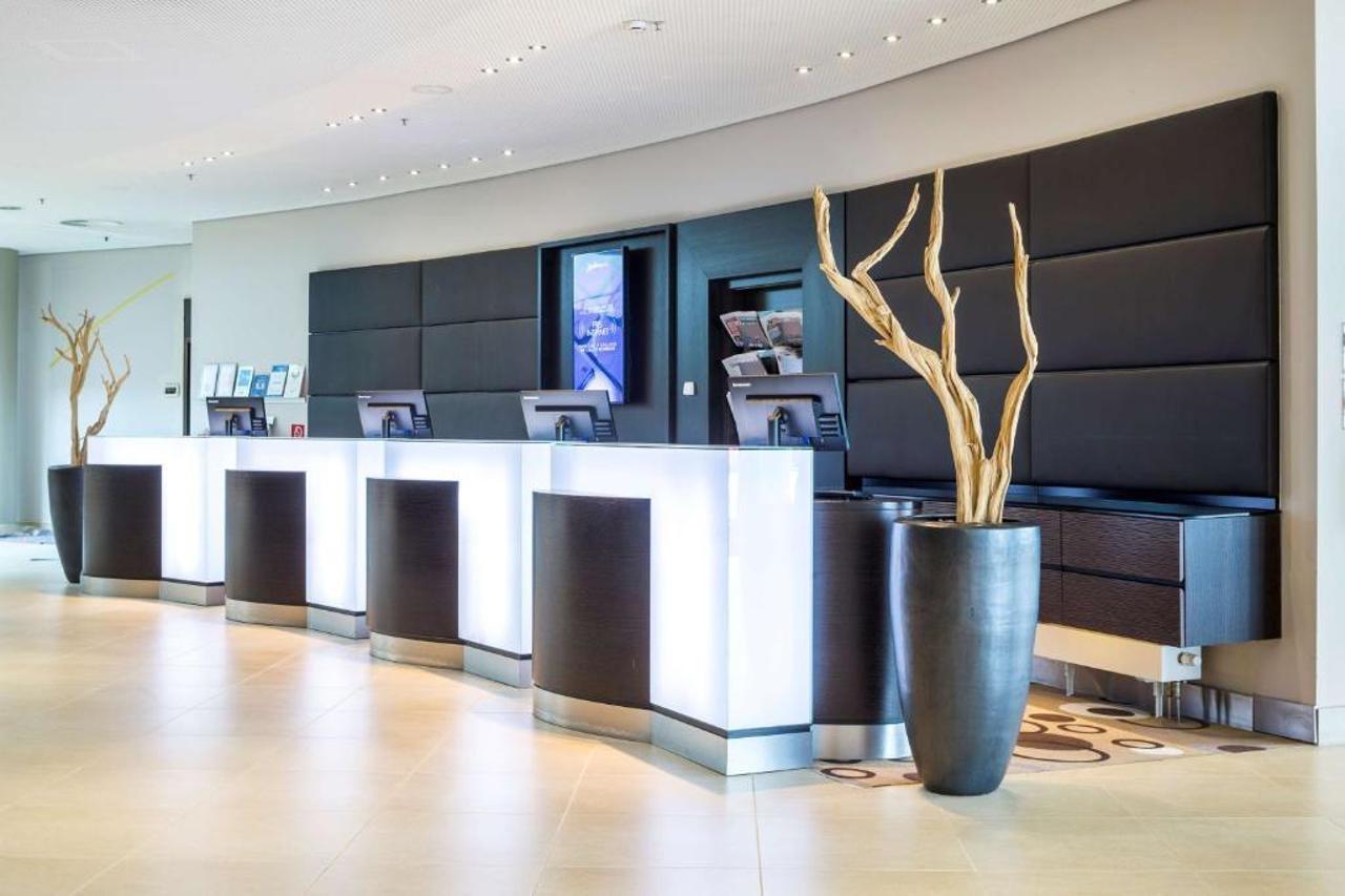 Radisson Blu Hotel, Airport Hotel 4*