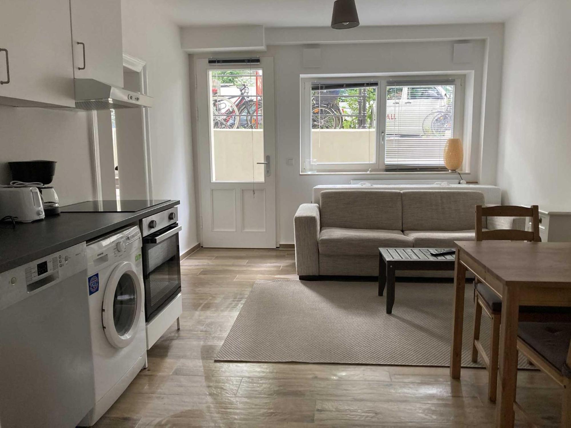 Homes Apartment *