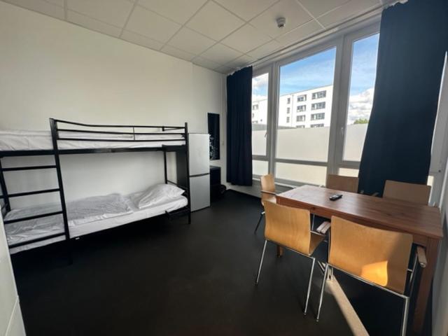 Hostel Arena
