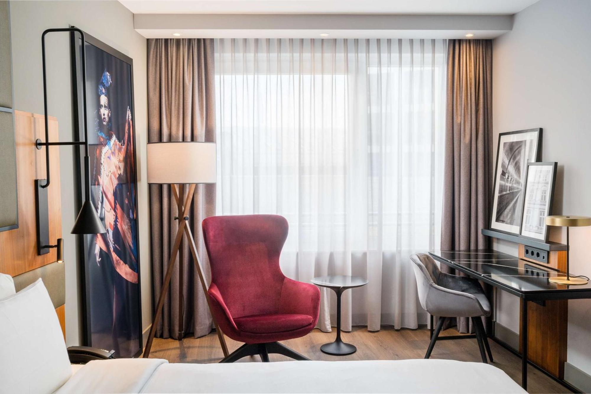 Radisson Blu Hotel, Airport