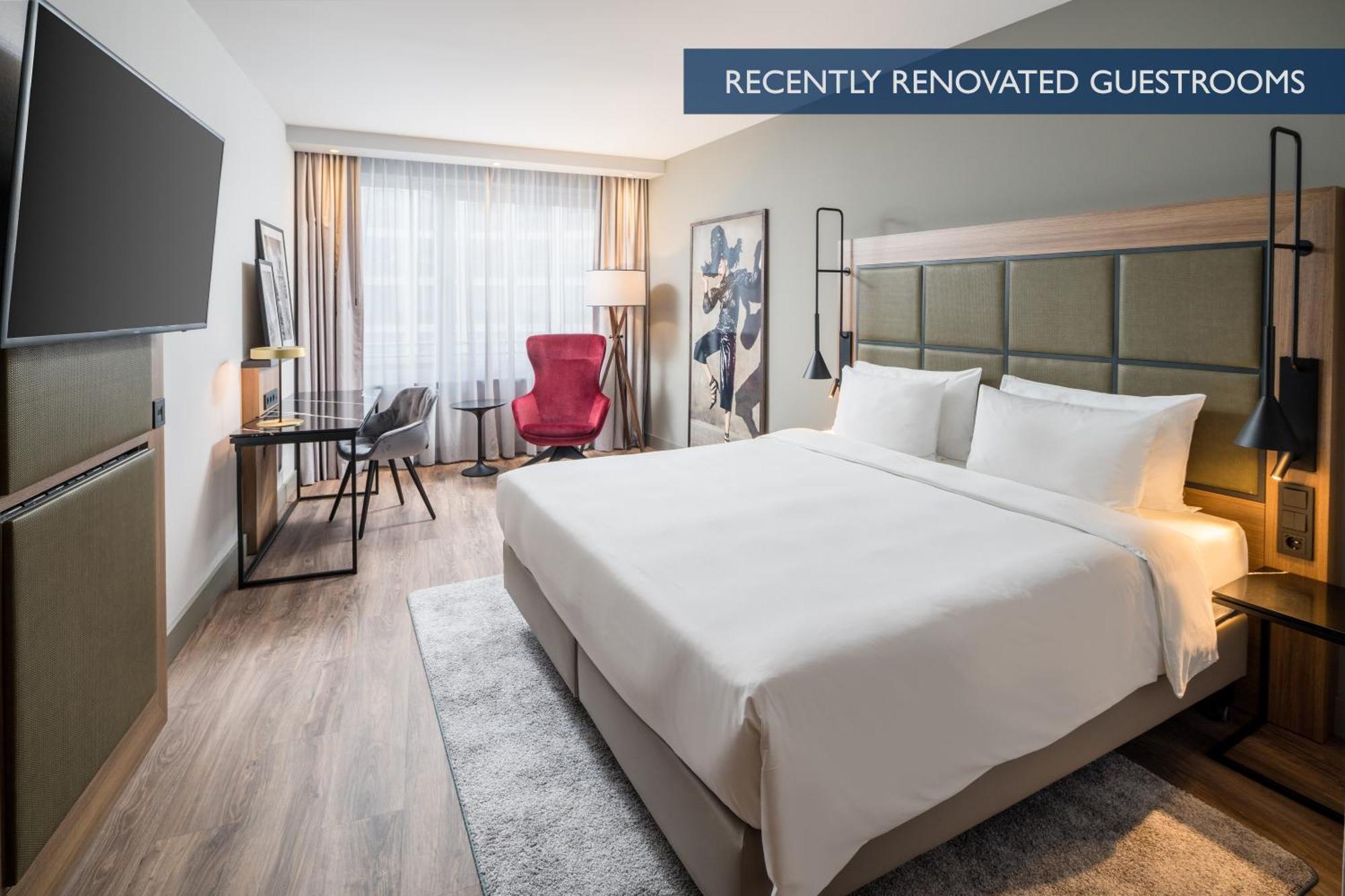 Radisson Blu Hotel, Airport Hotel 4*