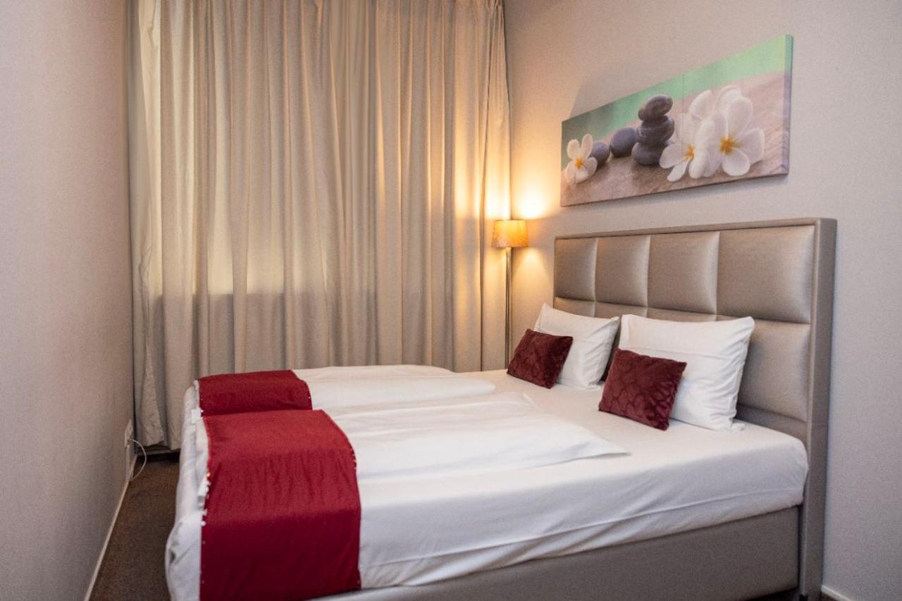 Hotel Twinhof 2*