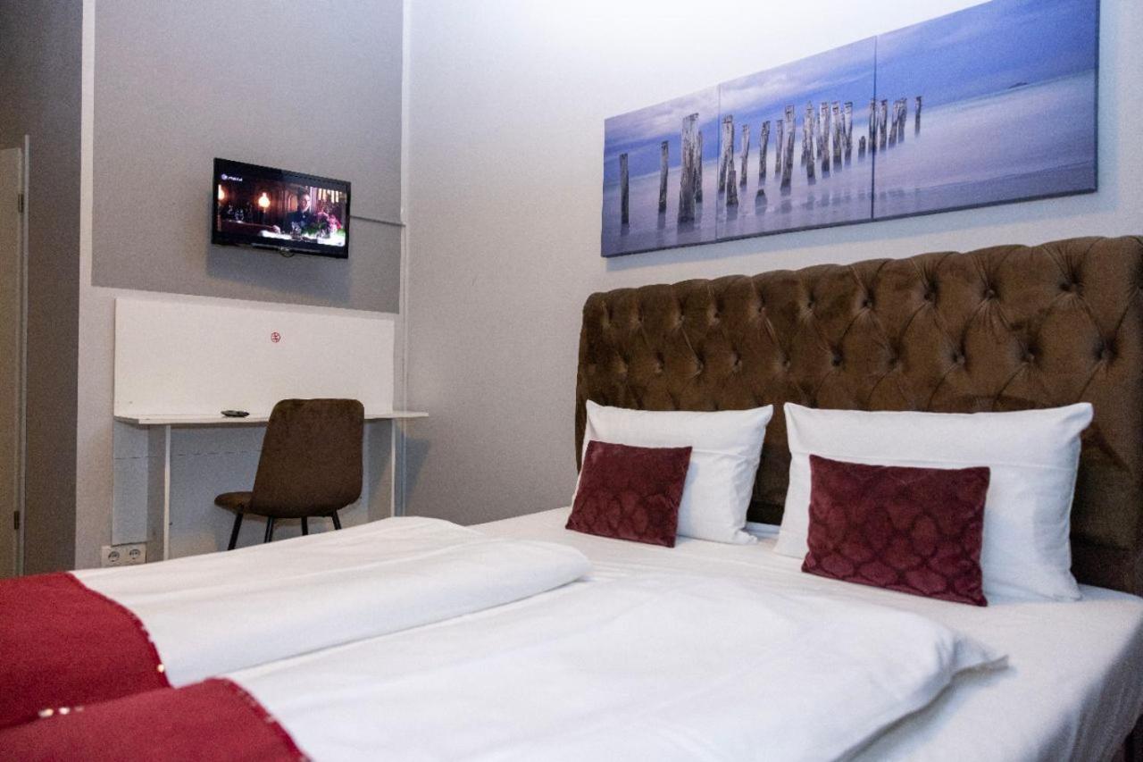 Hotel Twinhof 2*