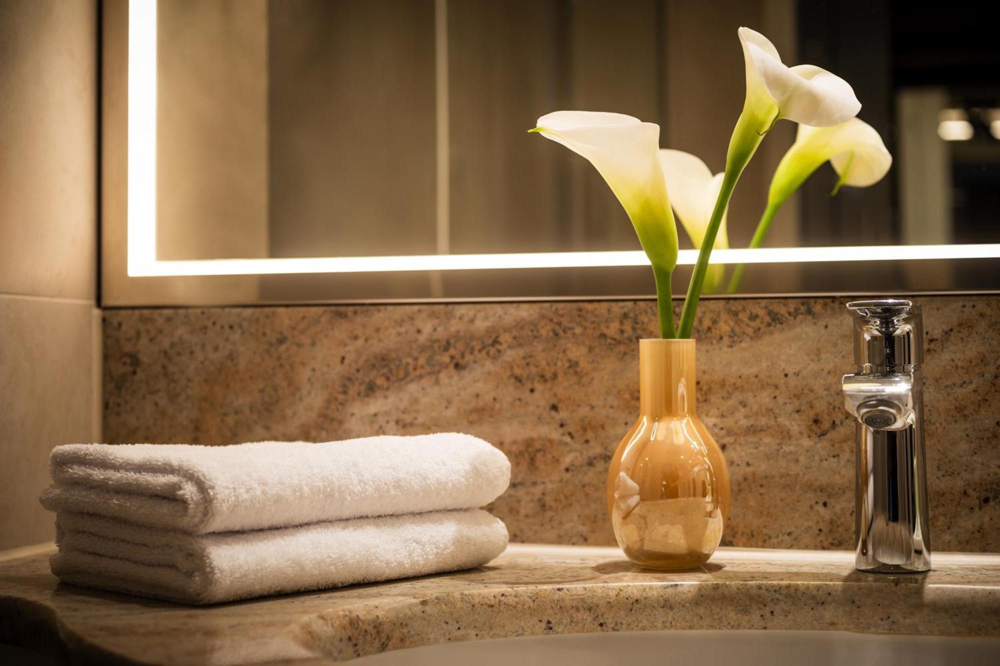Grand Elysee Hotel 5*