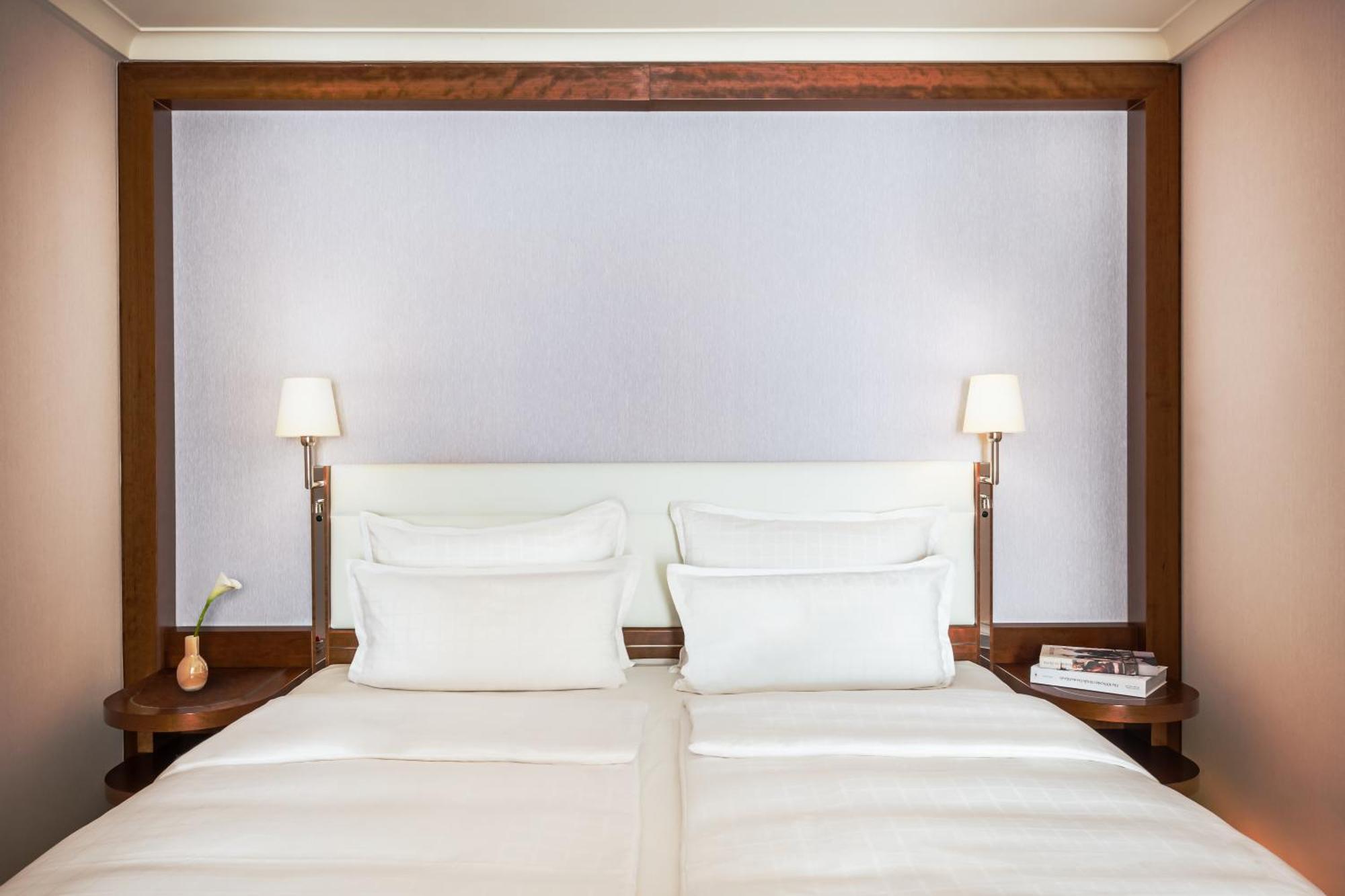 Grand Elysee 5*