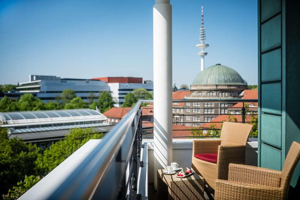 Grand Elysee Hotel