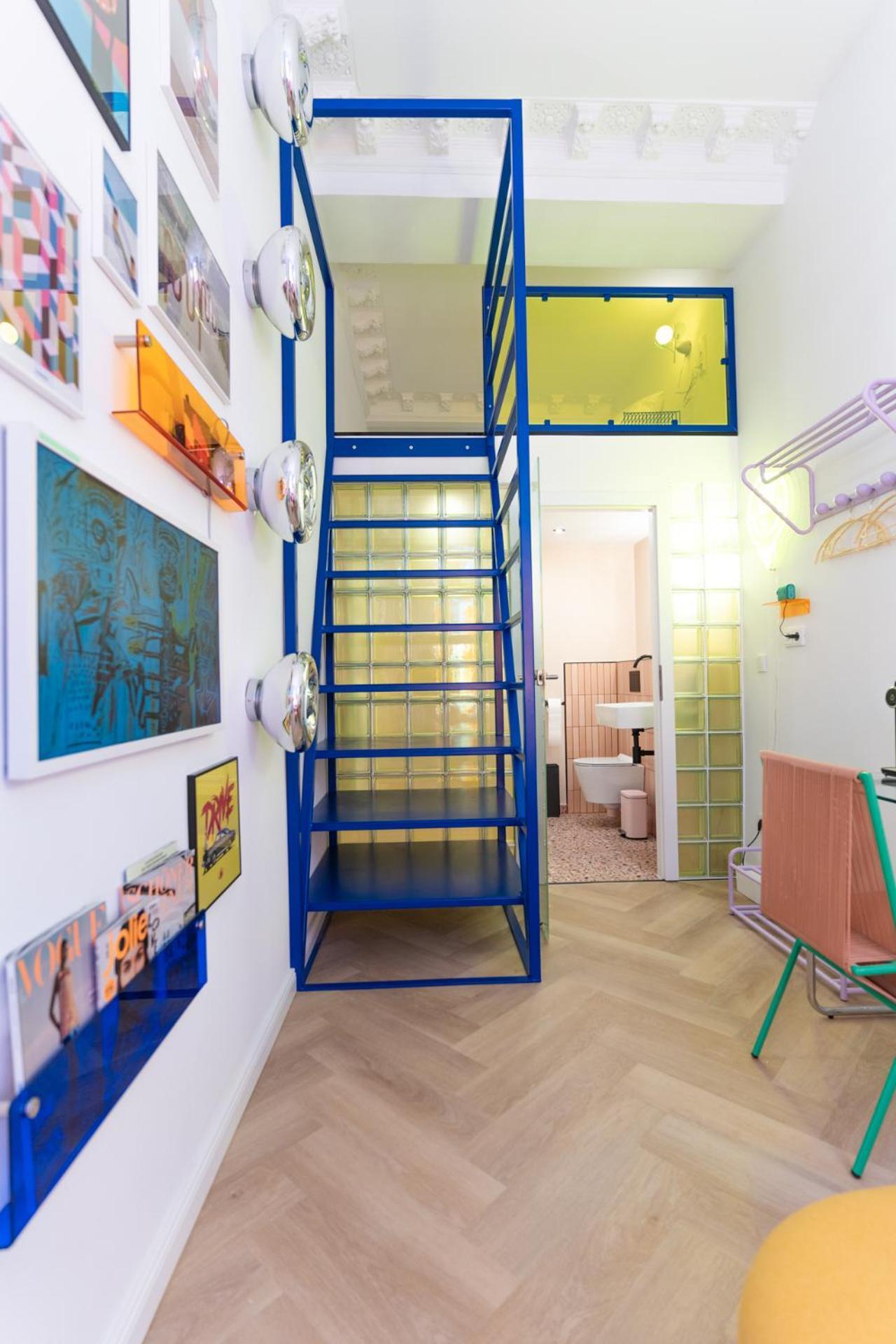Retropop Design , Designerzimmer Fuer Je 2 Personen, Lage, Wifi Hamburg