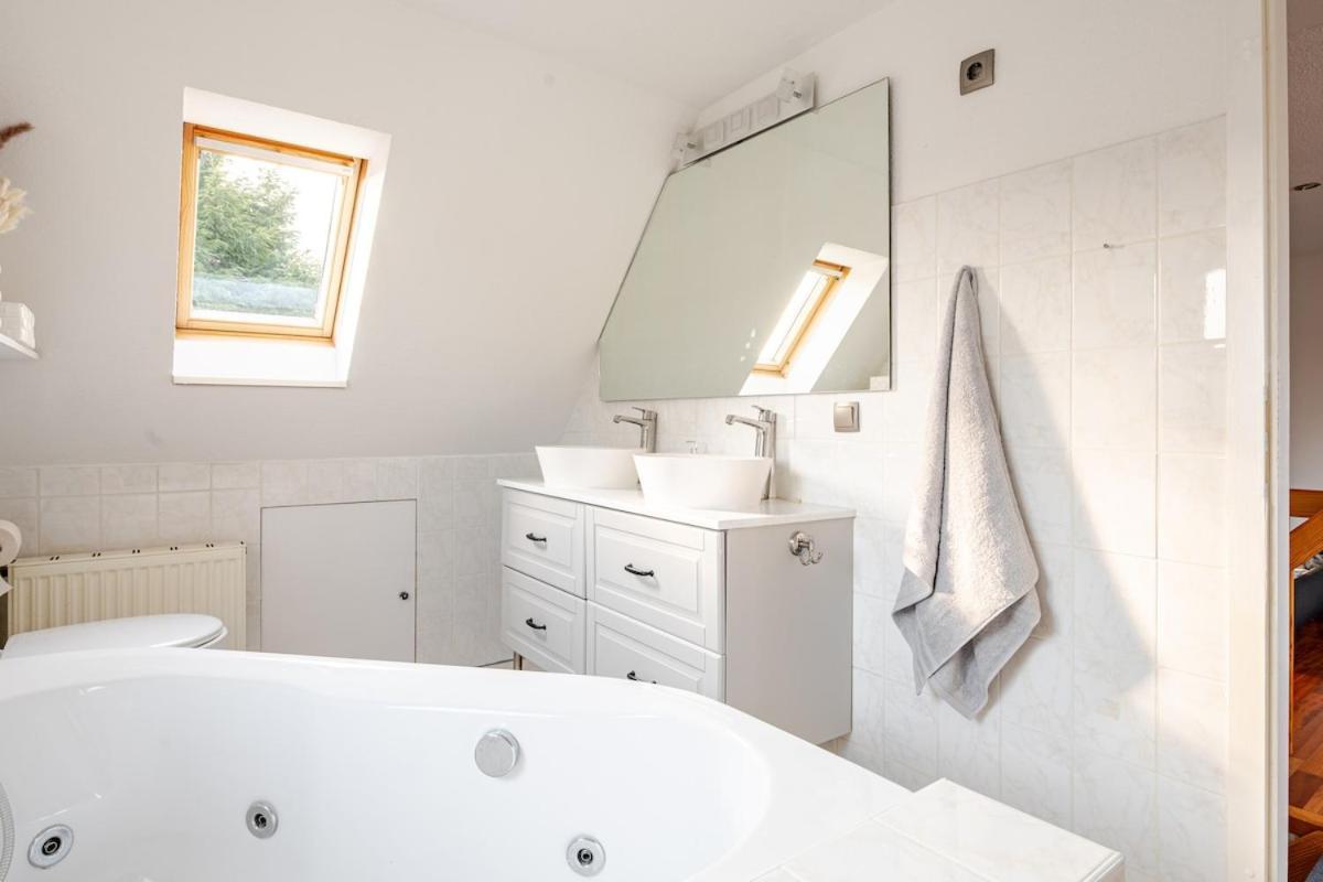 Familien Oase Mit Jacuzzi Und Garten Appartement Hamburg-Harburg