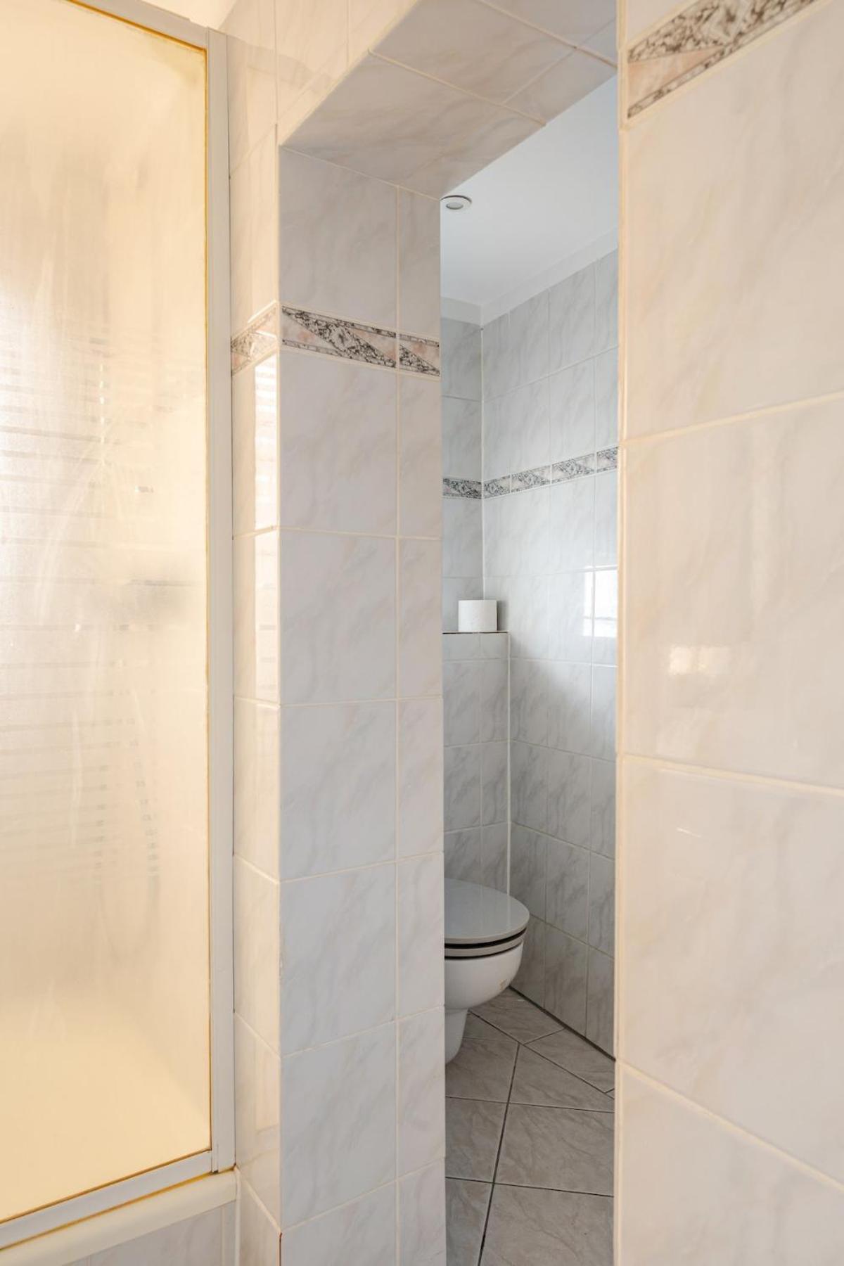 Familien Oase Mit Jacuzzi Und Garten * Hamburg-Harburg