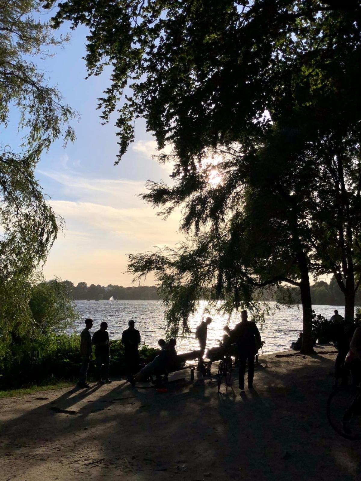 The Alster Waterfront Family Apartment