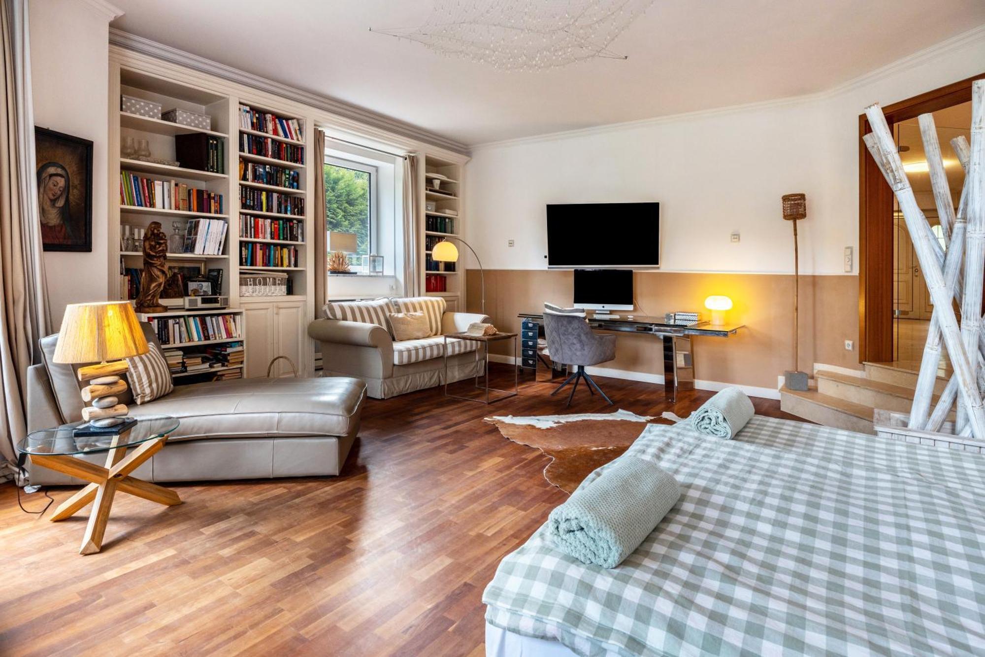 Traumhaus Whirlpool Sauna Grill Guest house Hamburg