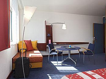 Novotel City Hotel 3*