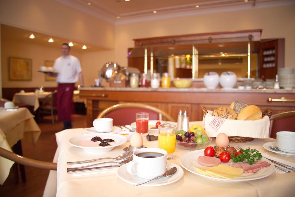 Hotel Alster-hof 3*
