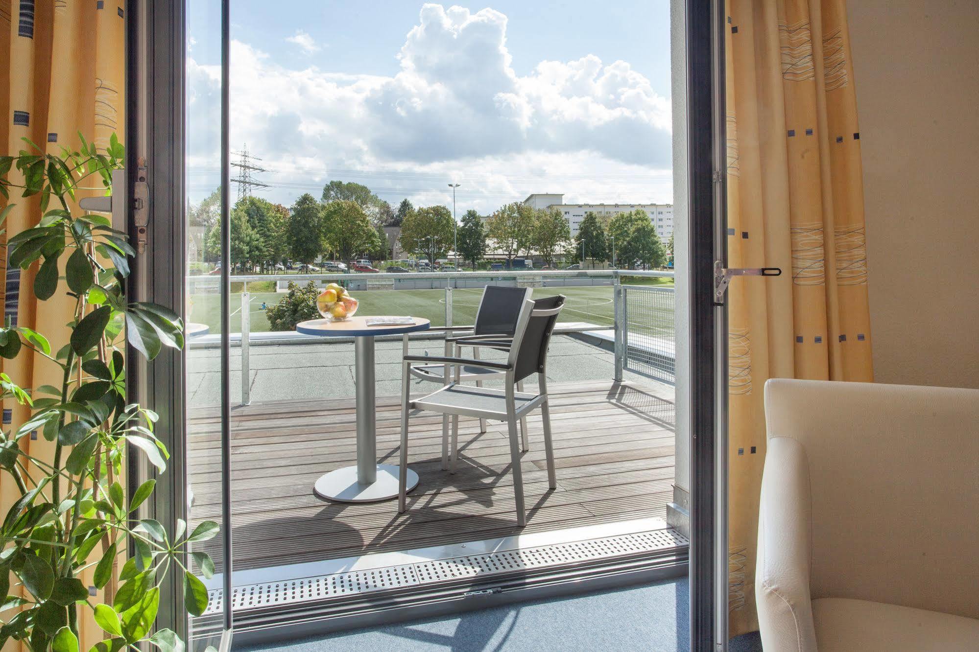 Hotel Sporthotel Hamburg By Jufa Hotels Hamburg