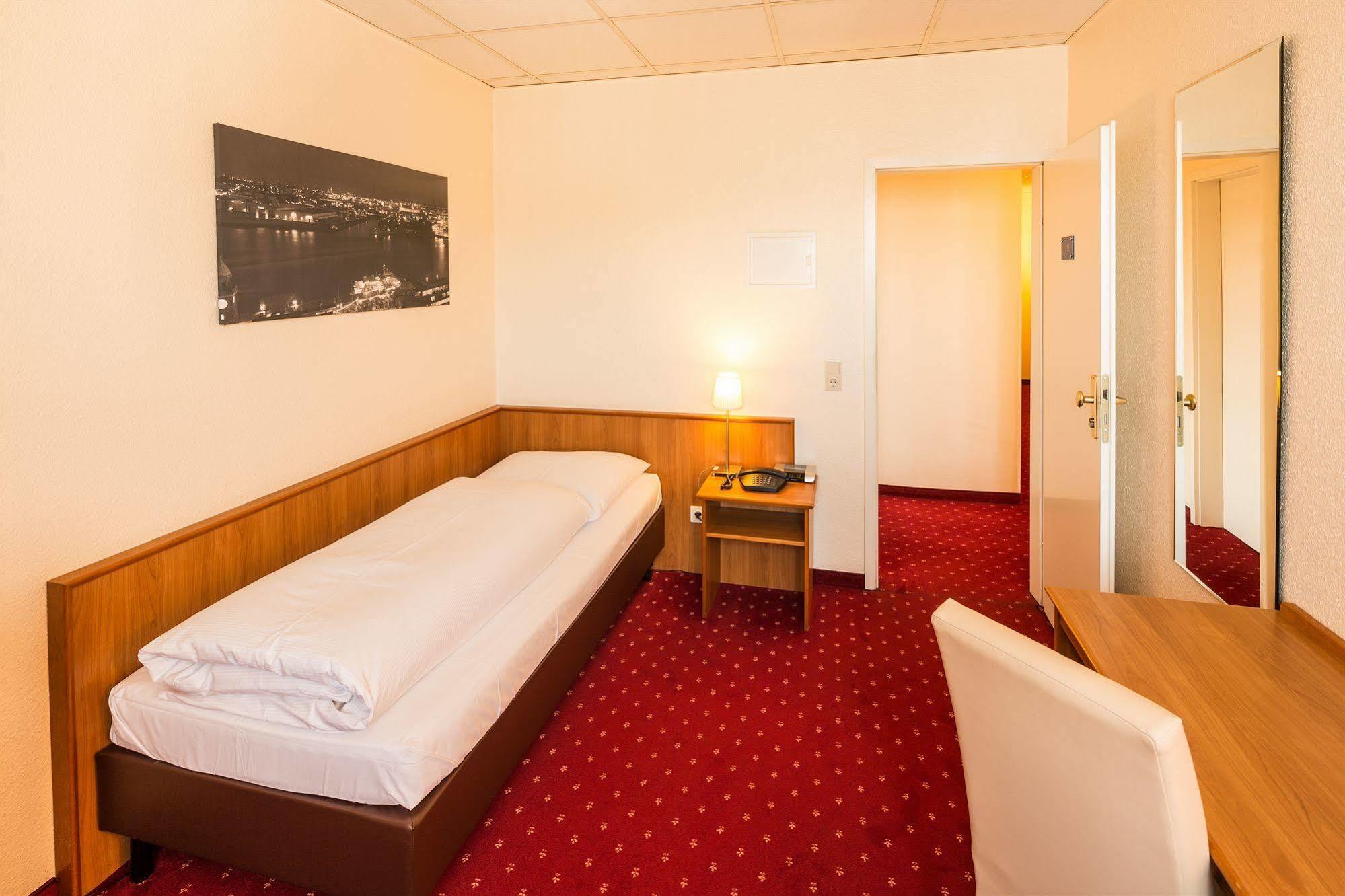 Heikotel - Windsor 3* Hamburg-Harburg