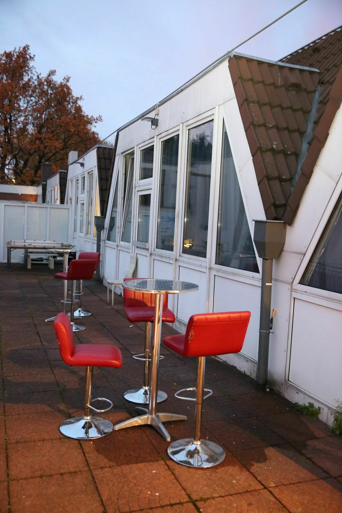Twinhof 2*