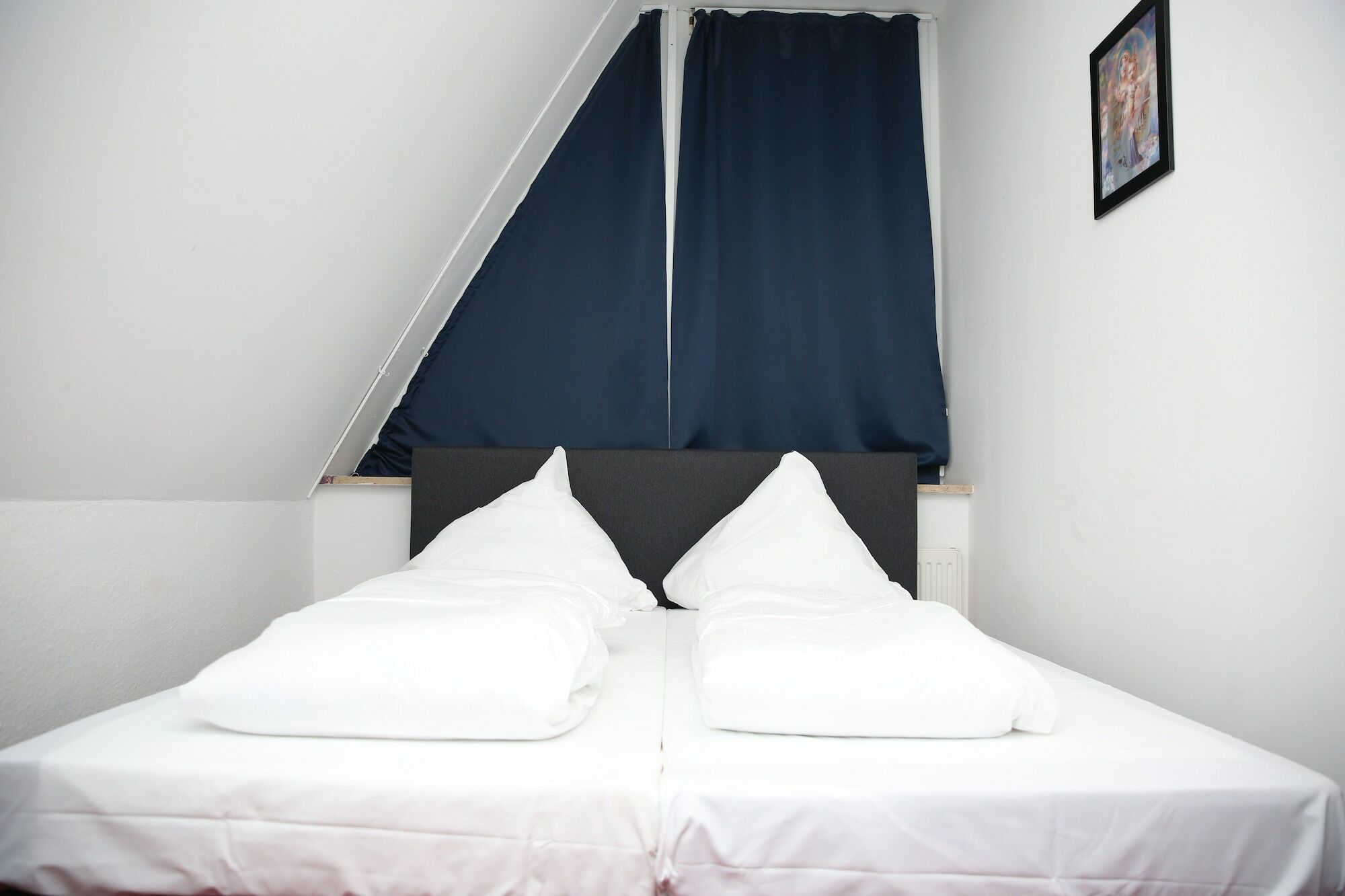 Twinhof Hotel