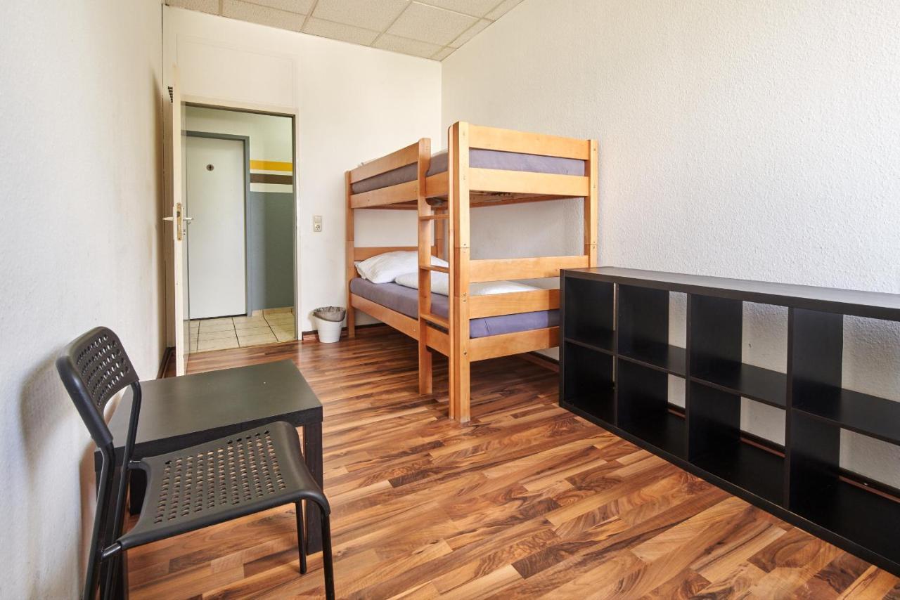 K 357 - Staffboarding - Personal- Und Monteurzimmervermietung Und Vermittlung In Hamburg Und Umgebung *