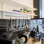 Stylish 2 Room Apartment +New Bathroom & Kitchen