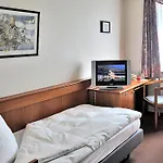 Hotel Und Landhaus \'Kastanie\'