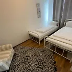 Apartment City Sued- 5 Zimmer_15 Personen _ Komplett_Eingerichtet
