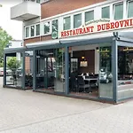Privatzimmer - Zentral - Volksparkstadion - Barrierefrei - Nahe A7