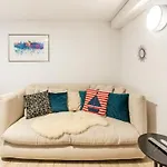 Gemuetliche 3-Zkb Wc Souterrainwohnung In Bestlage