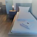 Mehrbett-Apartment 1 Citynah, Einfache Ausstattung