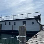 Knobis Dream Place