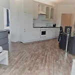 Mehrbett-Apartment 6 Citynah, Einfache Ausstattung