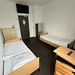 Arena Hostel & Monteurzimmer