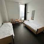 Arena Hostel & Monteurzimmer