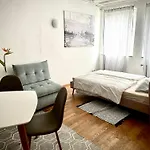 Stayinhostel