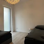 Otto Apartments
