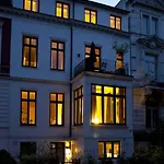 Von Deska Townhouses - White House