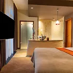 East Hotel