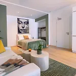 Waterfront Riverside Premium Suites By Ory Living