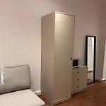 Studio Apartment In Hamburg, Windloh 20