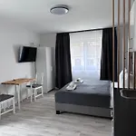 Lagom - Apartments An Der Barclays Arena