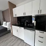 Lagom - Apartments An Der Barclays Arena