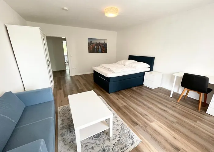Zentrale Wohnung Mit 3 Schlafzimmer Fuer Bis Zu 9 Personen
