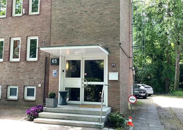 Academy Lodge Boardinghouse