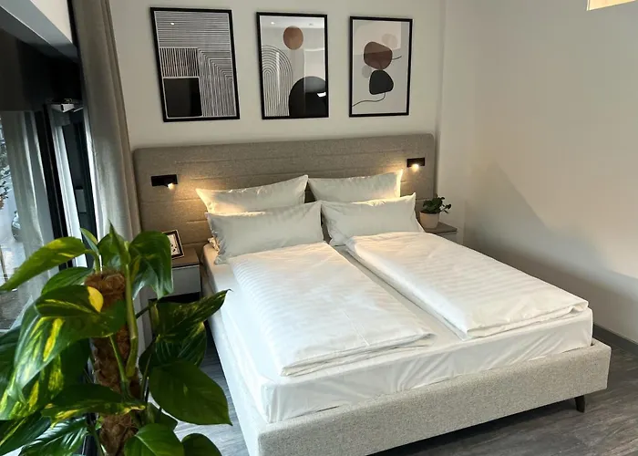 Arus Hotels