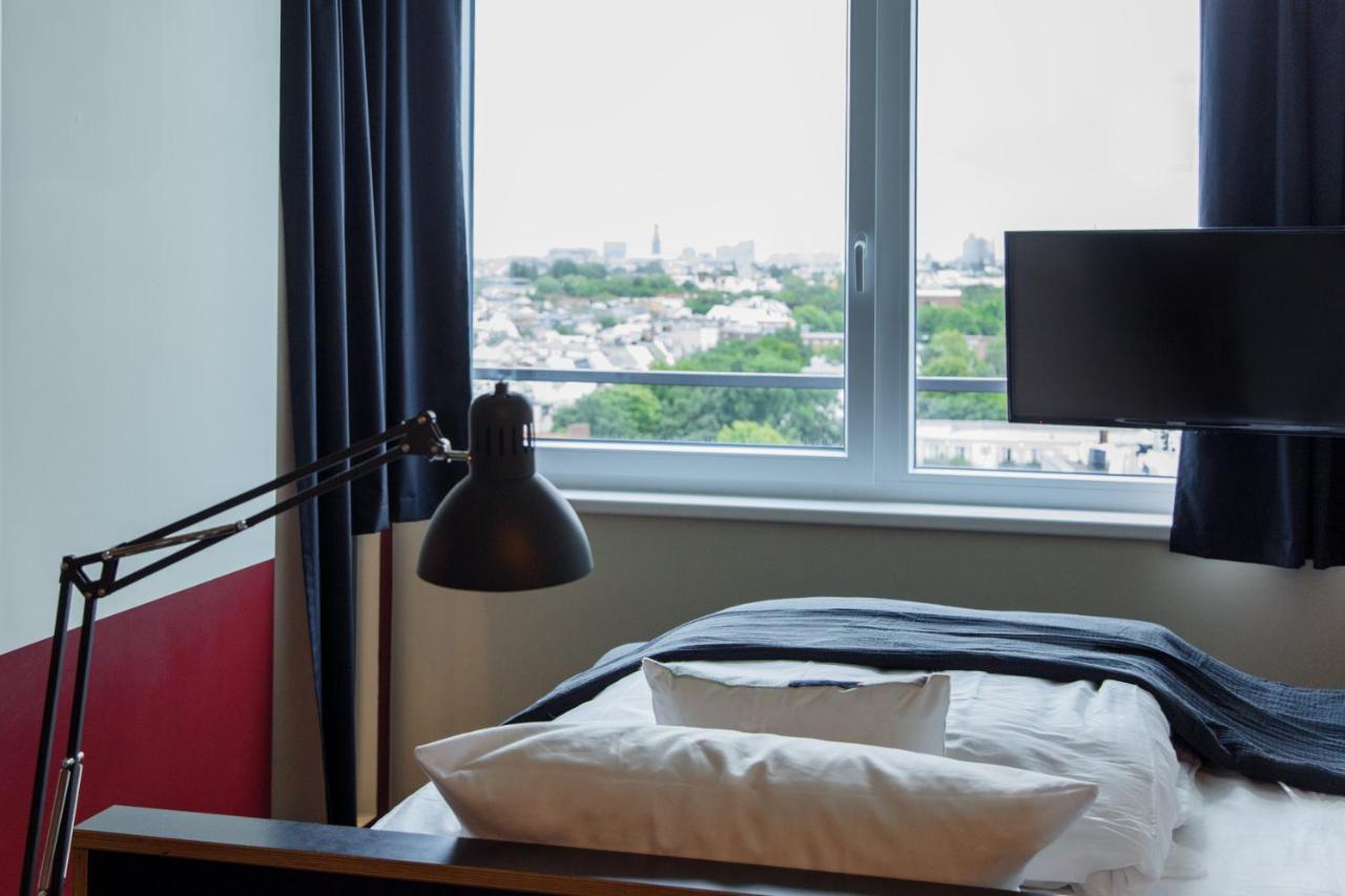 Base Aparthotel Hamburg