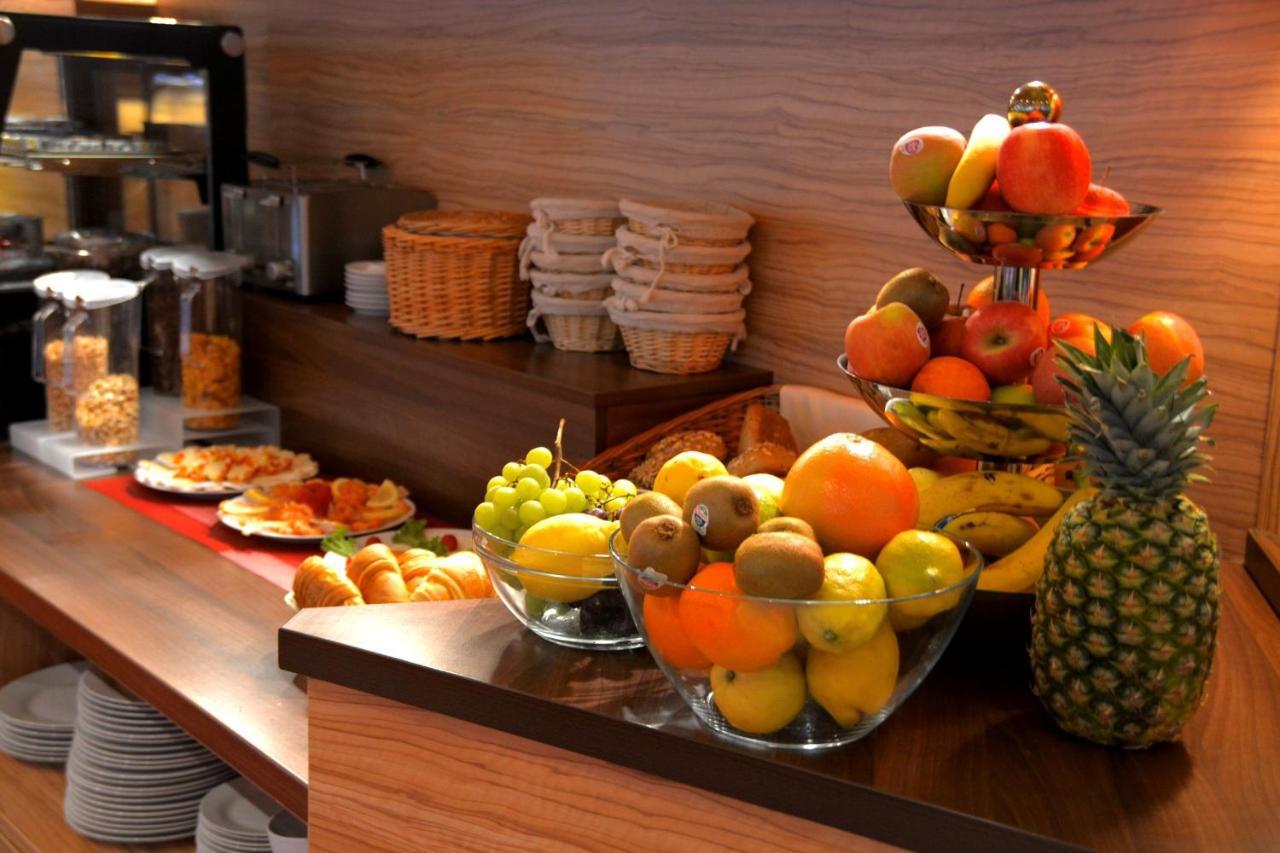 Hotel Harburger Hof 3*