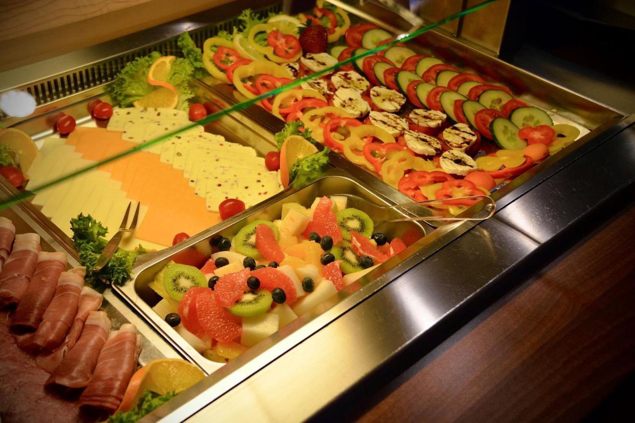 Harburger Hof Hotel 3*