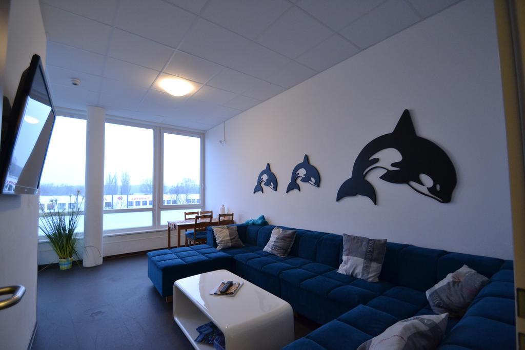 Arena & Monteurzimmer *