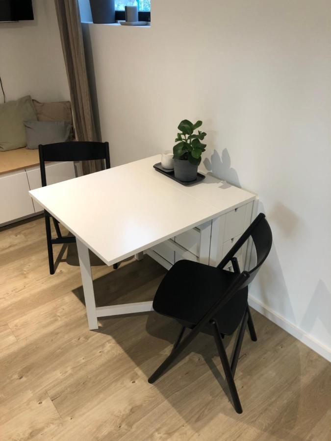 Bezaubernde Gastesuite Mit Terrasse Im Hinterhof Apartment